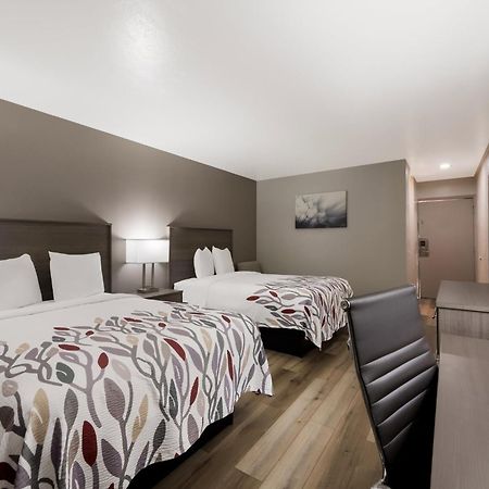 Red Roof Inn Madisonville エクステリア 写真