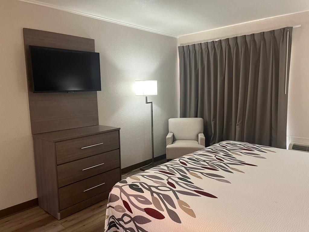 Red Roof Inn Madisonville エクステリア 写真