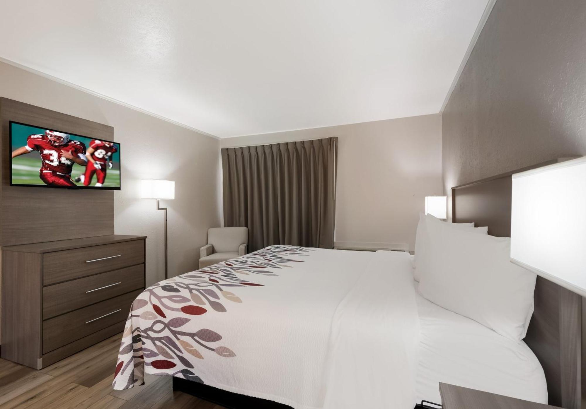 Red Roof Inn Madisonville エクステリア 写真