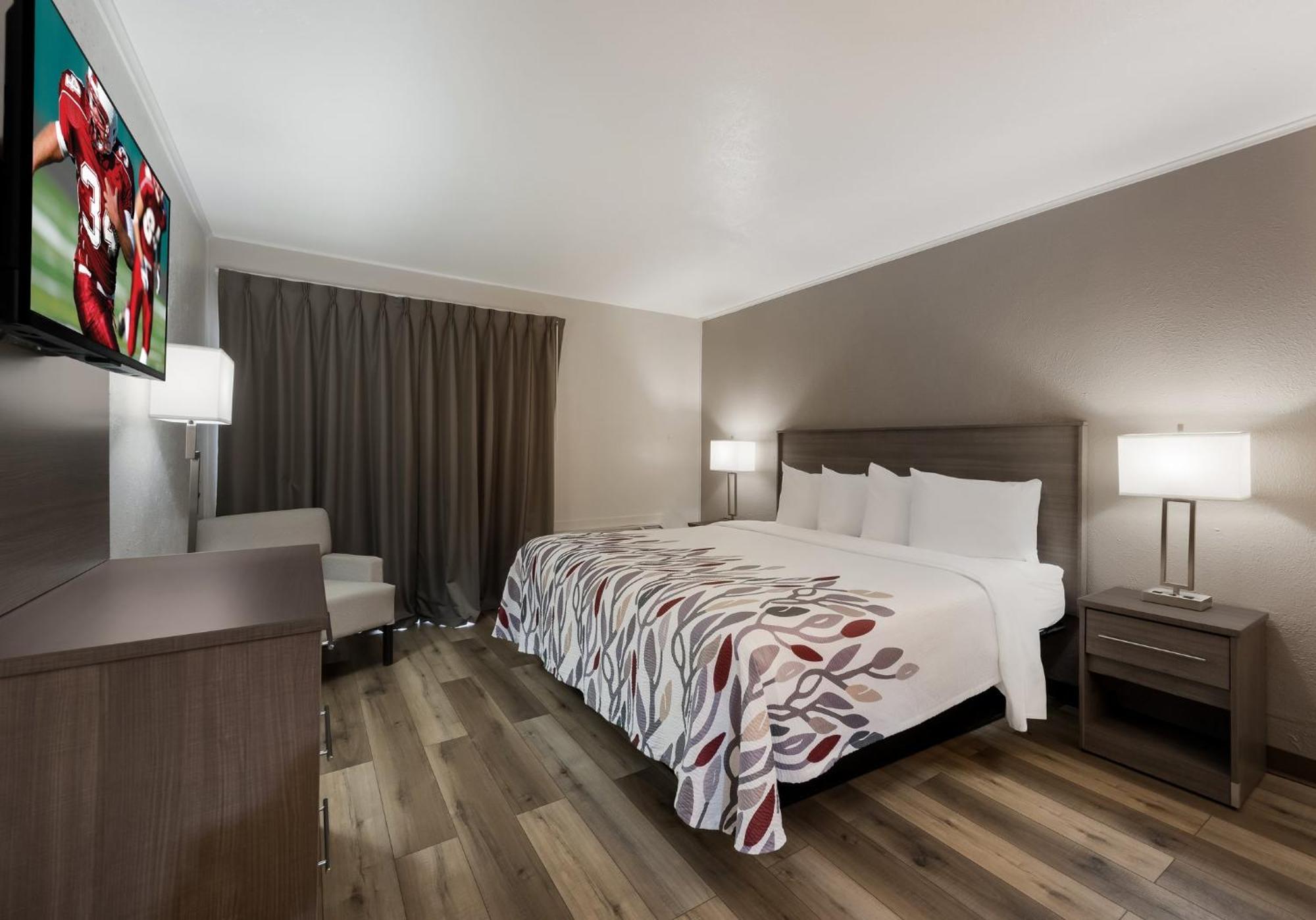 Red Roof Inn Madisonville エクステリア 写真