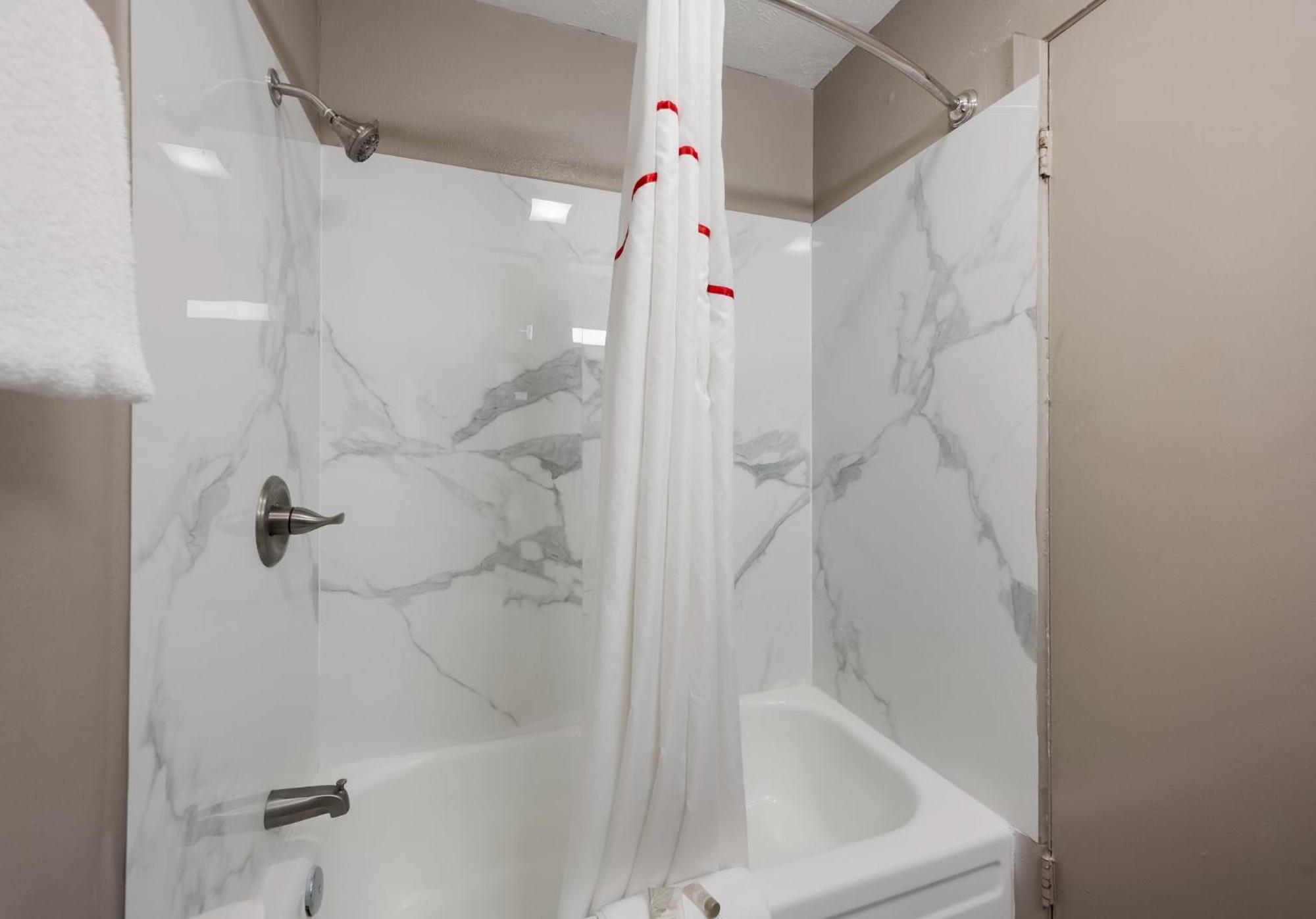 Red Roof Inn Madisonville エクステリア 写真
