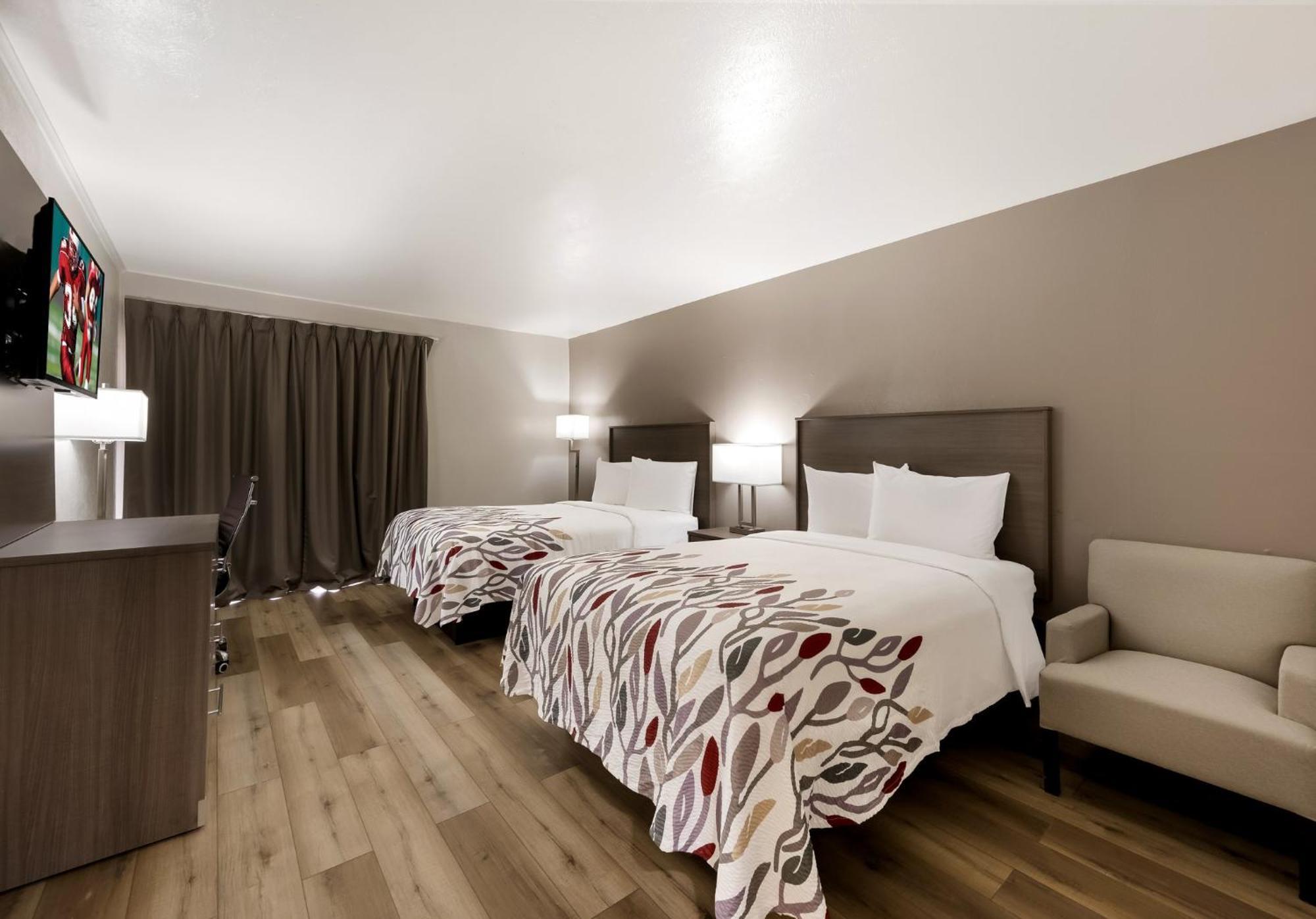 Red Roof Inn Madisonville エクステリア 写真